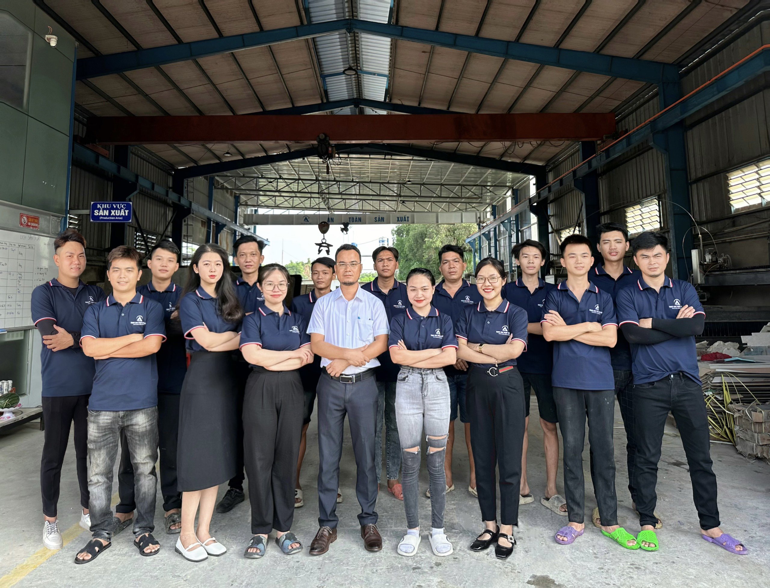 Đội Ngũ Trần Gia Phát Granite