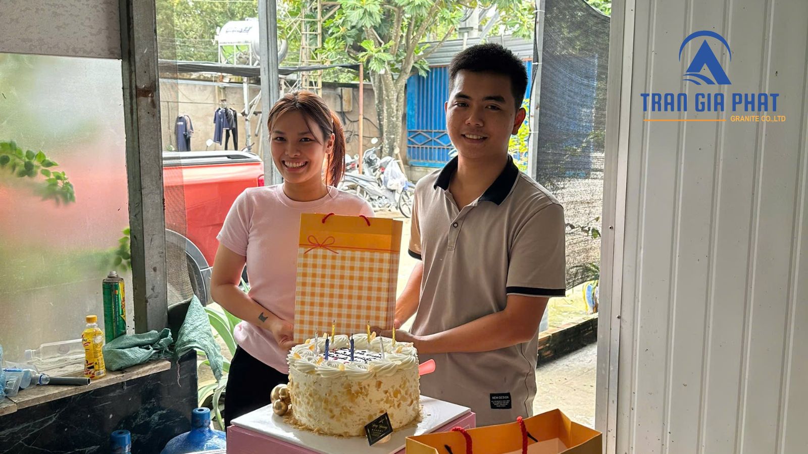Tặng món quà ý nghĩ nhân ngày sinh nhật